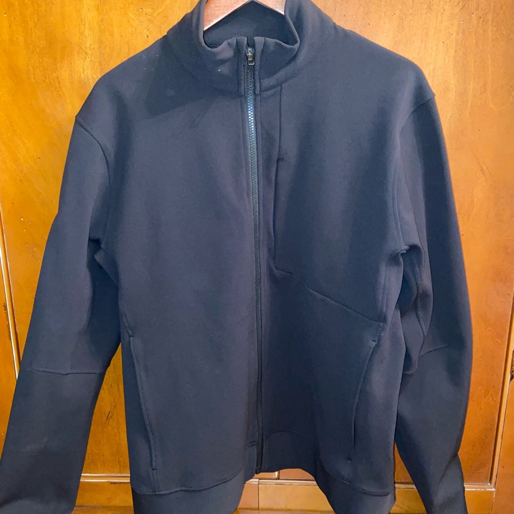 Black Men’s Lululemon Full Zip